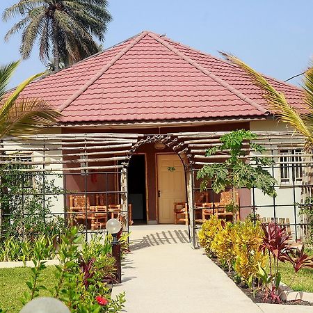 Bamboo Garden Hotel Serrekunda Dış mekan fotoğraf