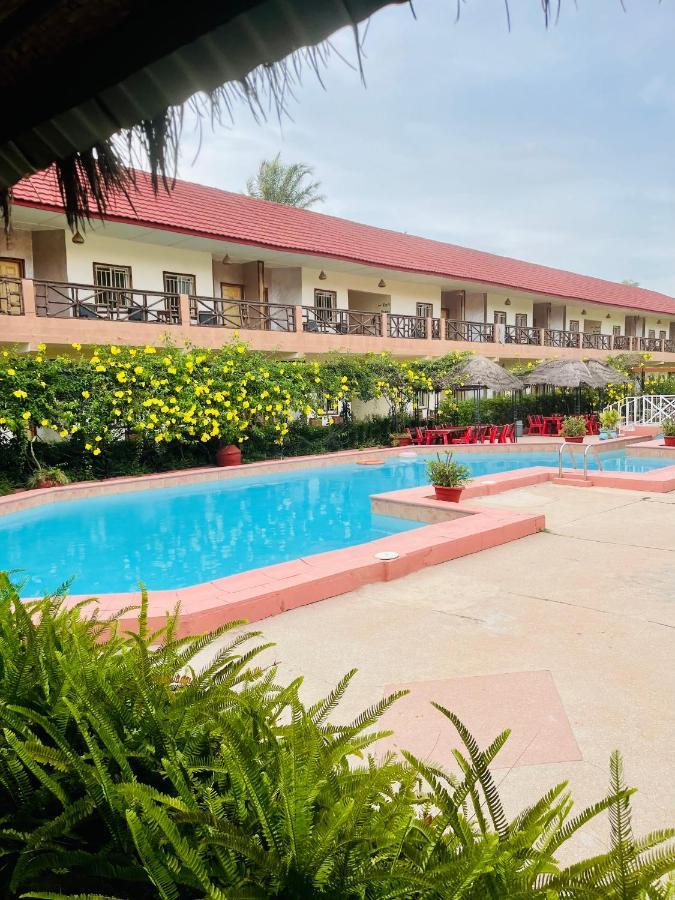 Bamboo Garden Hotel Serrekunda Dış mekan fotoğraf