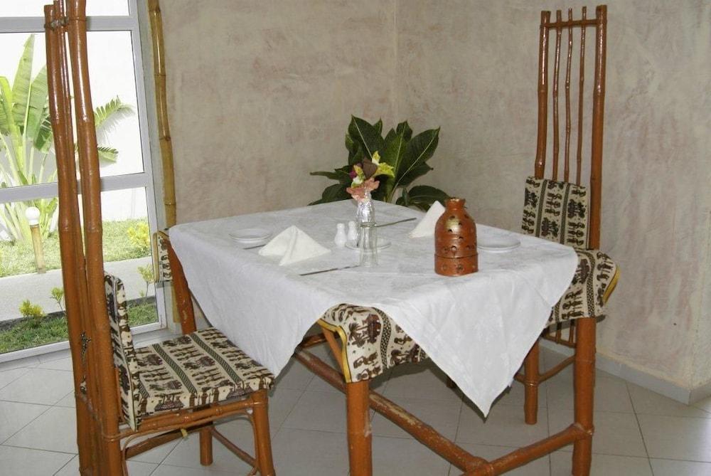 Bamboo Garden Hotel Serrekunda Dış mekan fotoğraf