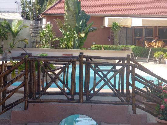 Bamboo Garden Hotel Serrekunda Dış mekan fotoğraf