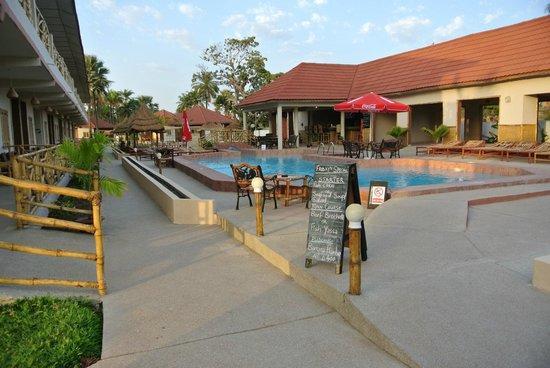Bamboo Garden Hotel Serrekunda Dış mekan fotoğraf